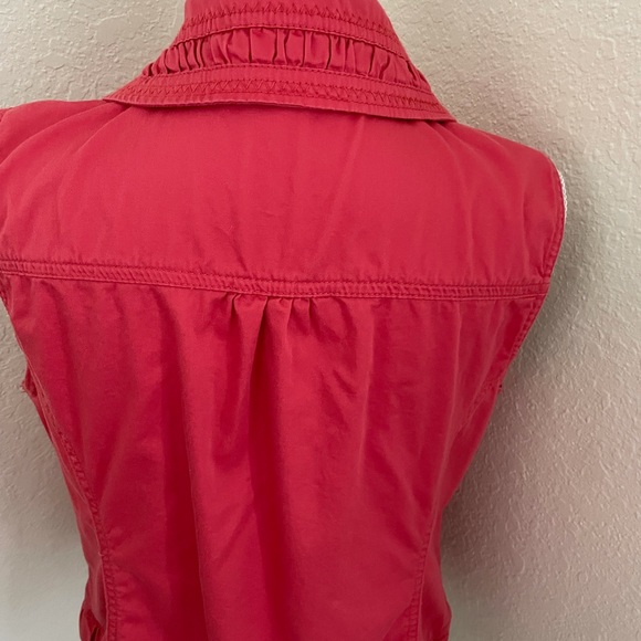 Christopher & Banks Woman’s Vest Size Large. - Picture 13 of 15